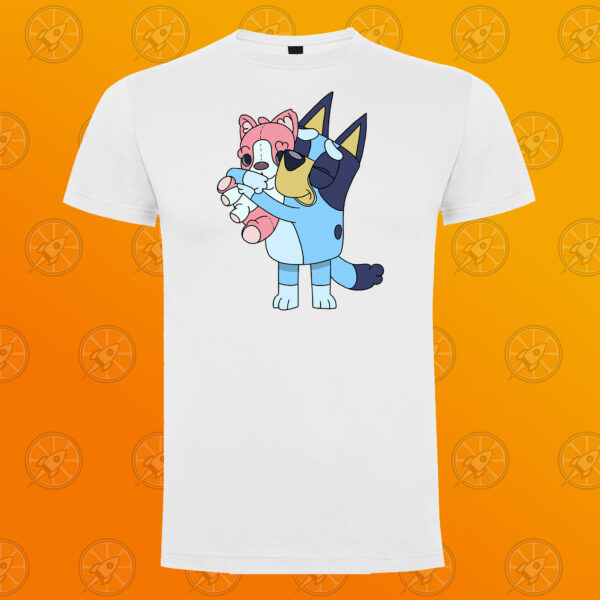 Camiseta de manga corta unisex con diseño impreso Bluey y su peluche. - Imagen 7