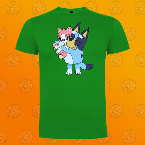 Camiseta de manga corta unisex con diseño impreso Bluey y su peluche.